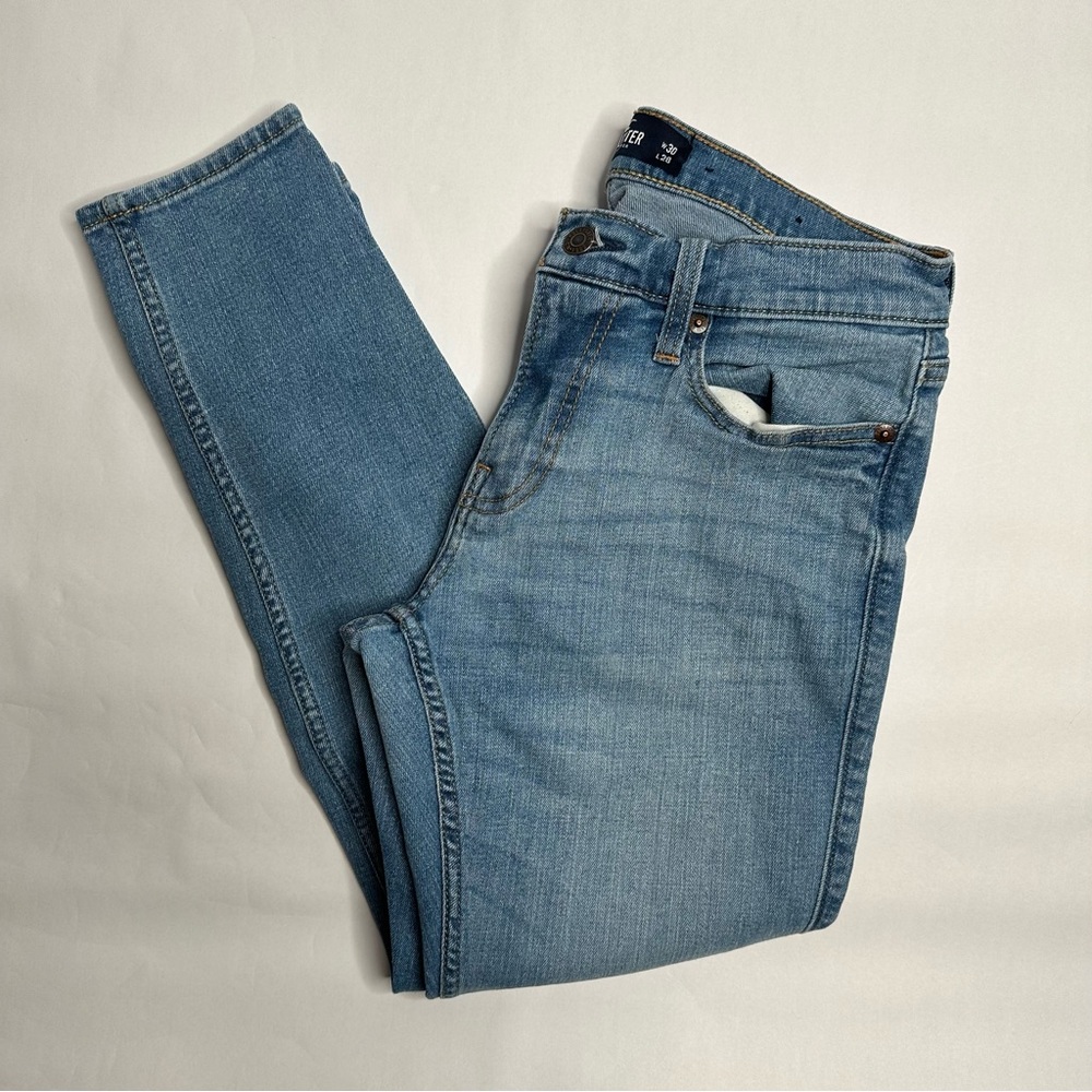 Hollister Super Skinny light blue Epic Flex jeans 30w 28L